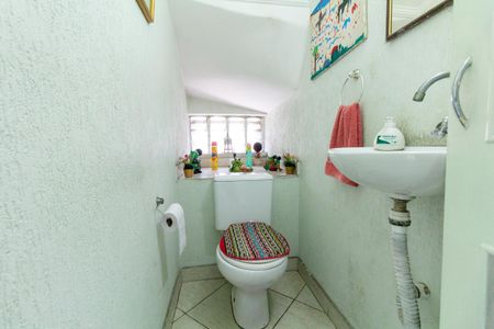 Casa à venda com 150m², 3 quartos e sem vagaLavabo