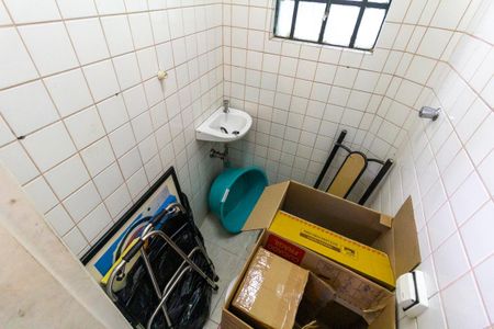 Casa à venda com 150m², 3 quartos e sem vagaBanheiro 1