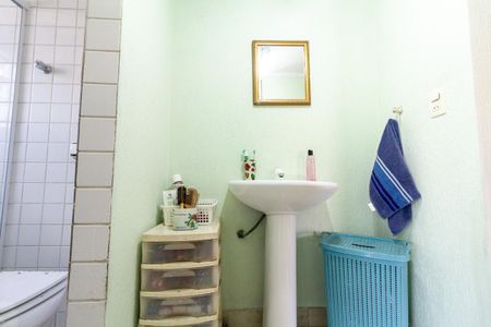 Casa à venda com 150m², 3 quartos e sem vagaBanheiro 2