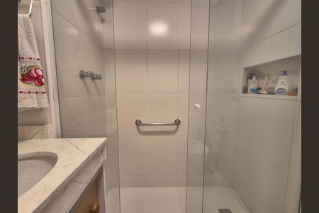Apartamento para alugar com 68m², 2 quartos e 1 vagaBanheiro 