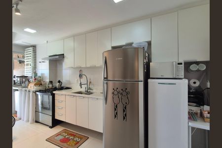 Apartamento para alugar com 68m², 2 quartos e 1 vagaCozinha 