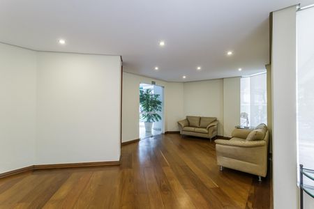 Apartamento para alugar com 400m², 5 quartos e 5 vagasÁrea comum - Salão de festas