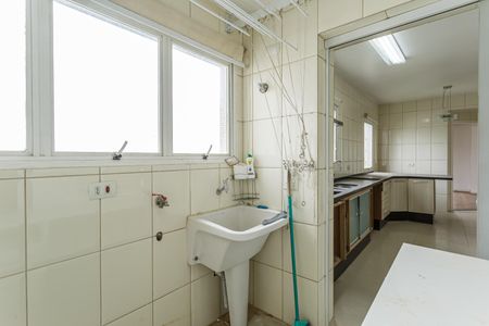 Apartamento para alugar com 400m², 5 quartos e 5 vagasÁrea de Serviço