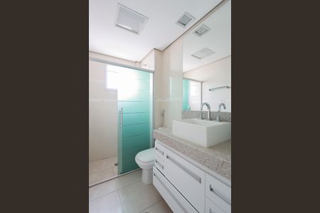 Apartamento à venda com 116m², 3 quartos e 3 vagasBanheiro social