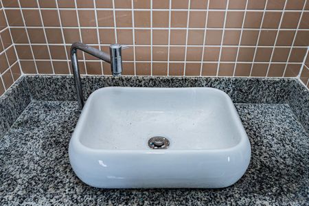 Apartamento para alugar com 42m², 2 quartos e 1 vaga Apartamento para alugar com 42m², 2 quartos e 1 vagaBanheiro e lavatorio