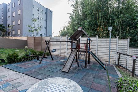 Apartamento para alugar com 42m², 2 quartos e 1 vaga Apartamento para alugar com 42m², 2 quartos e 1 vagaÁrea comum - Playground 2