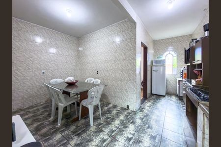 Casa à venda com 201m², 6 quartos e sem vagaCozinha - 2º Piso
