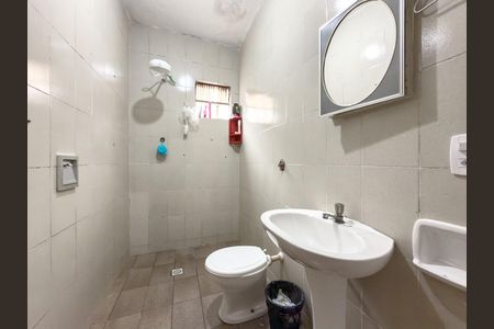 Casa à venda com 201m², 6 quartos e sem vagaBanheiro Suíte - 1º Piso