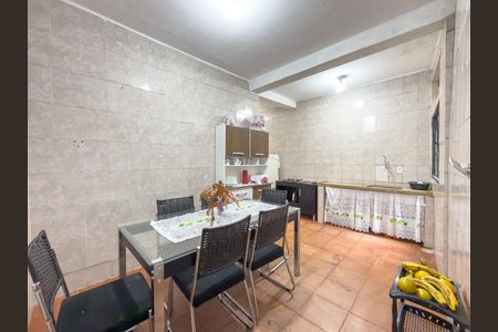 Casa à venda com 201m², 6 quartos e sem vagaCozinha - 1º Piso