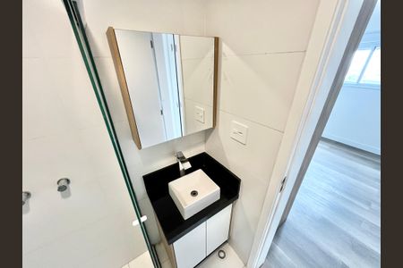 Apartamento para alugar com 30m², 1 quarto e sem vaga Apartamento para alugar com 30m², 1 quarto e sem vagaBanheiro da Suíte