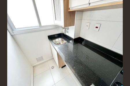 Apartamento para alugar com 30m², 1 quarto e sem vaga Apartamento para alugar com 30m², 1 quarto e sem vagaCozinha e Área de Serviço