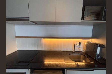 Apartamento para alugar com 1 quarto, 55m² em Pinheiros, São Paulo