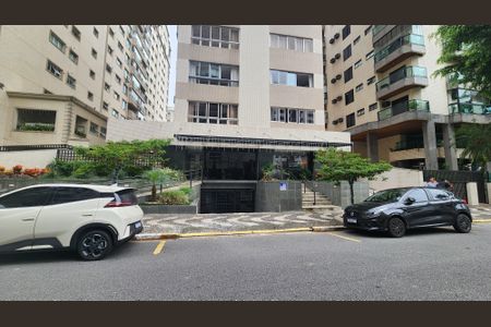 Apartamento para alugar com 101m², 3 quartos e 1 vagaFachada