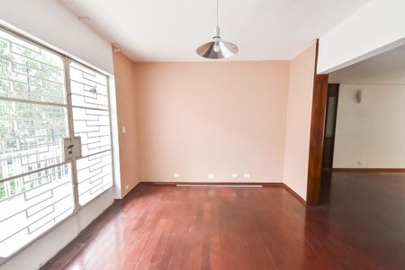 Casa à venda com 350m², 3 quartos e 3 vagasHall de entrada