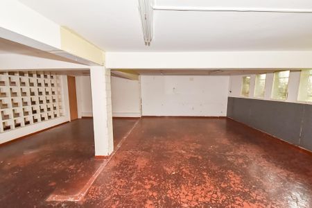 Casa à venda com 350m², 3 quartos e 3 vagasSalão