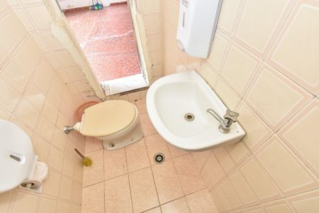 Casa à venda com 350m², 3 quartos e 3 vagasBanheiro de serviço