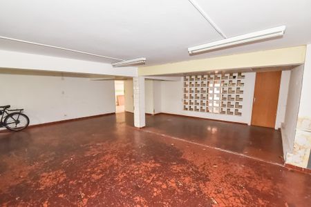 Casa à venda com 350m², 3 quartos e 3 vagasSalão