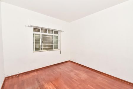 Casa à venda com 350m², 3 quartos e 3 vagasQuarto 3