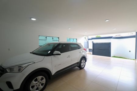 Casa à venda com 432m², 6 quartos e 8 vagasGaragem