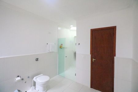 Casa à venda com 432m², 6 quartos e 8 vagasBanheiro da Suíte