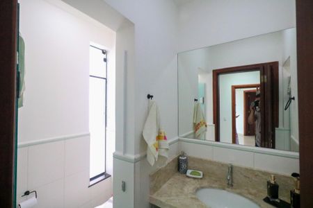 Casa à venda com 432m², 6 quartos e 8 vagasBanheiro