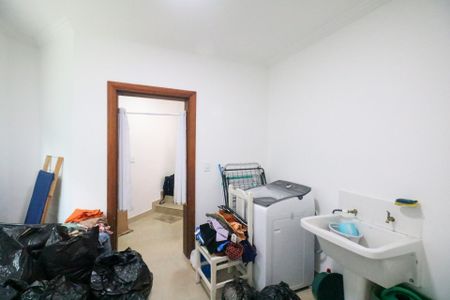 Casa à venda com 432m², 6 quartos e 8 vagasÁrea de Serviço