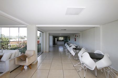 Apartamento para alugar com 48m², 2 quartos e sem vagaÁrea comum - Salão de festas