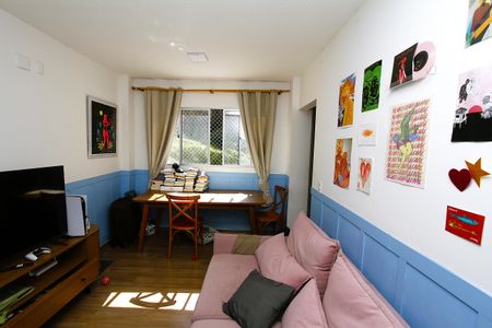 Sala de apartamento para alugar com 2 quartos, 48m² em Engenho Nogueira, Belo Horizonte