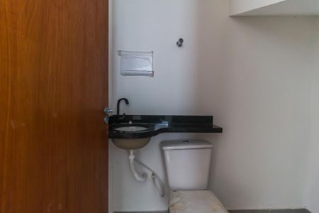 Casa de condomínio para alugar com 74m², 2 quartos e 1 vagaLavabo