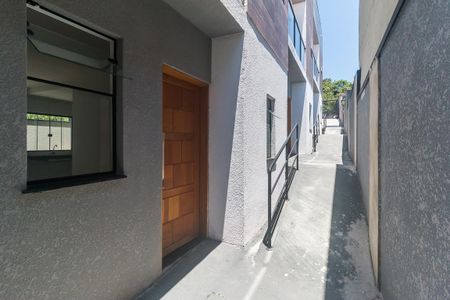 Casa de condomínio para alugar com 74m², 2 quartos e 1 vagaEntrada
