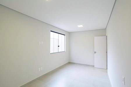 Casa à venda com 260m², 3 quartos e 4 vagas Casa à venda com 260m², 3 quartos e 4 vagasSuíte 2