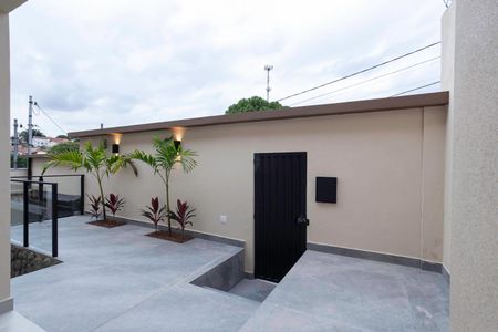 Casa à venda com 260m², 3 quartos e 4 vagas Casa à venda com 260m², 3 quartos e 4 vagasEntrada