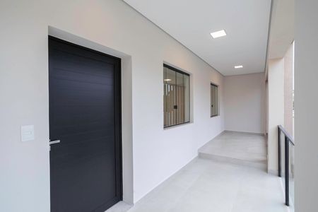 Casa à venda com 260m², 3 quartos e 4 vagas Casa à venda com 260m², 3 quartos e 4 vagasEntrada