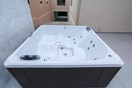 Casa à venda com 260m², 3 quartos e 4 vagas Casa à venda com 260m², 3 quartos e 4 vagasQuintal