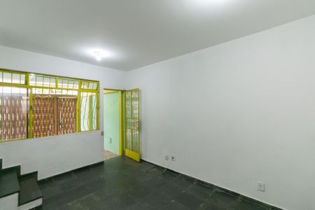 Casa à venda com 2 quartos, 62m² em Vila Cloris, Belo Horizonte