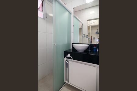 Banheiro de apartamento à venda com 2 quartos, 52m² em Bela Vista, São Paulo