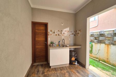 Casa de condomínio para alugar com 199m², 3 quartos e 4 vagas Casa de condomínio para alugar com 199m², 3 quartos e 4 vagasÁrea de Serviço