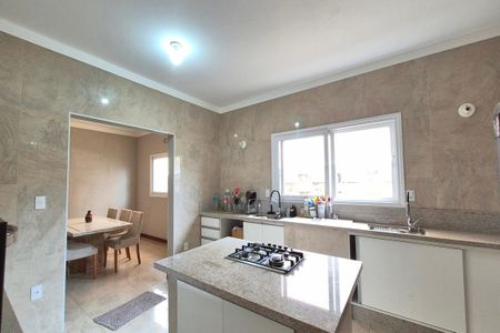 Casa de condomínio para alugar com 199m², 3 quartos e 4 vagas Casa de condomínio para alugar com 199m², 3 quartos e 4 vagasCozinha