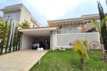 Casa de condomínio para alugar com 199m², 3 quartos e 4 vagas Casa de condomínio para alugar com 199m², 3 quartos e 4 vagasFachada do Prédio