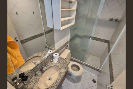 Casa à venda com 85m², 2 quartos e 2 vagas Casa à venda com 85m², 2 quartos e 2 vagasBanheiro suite 1