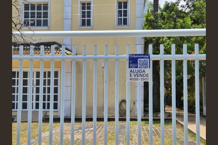 Casa à venda com 85m², 2 quartos e 2 vagas Casa à venda com 85m², 2 quartos e 2 vagasPlaca