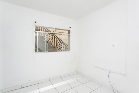 Casa para alugar com 45m², 1 quarto e sem vaga Casa para alugar com 45m², 1 quarto e sem vagaSala