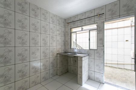 Casa para alugar com 45m², 1 quarto e sem vaga Casa para alugar com 45m², 1 quarto e sem vagaCozinha