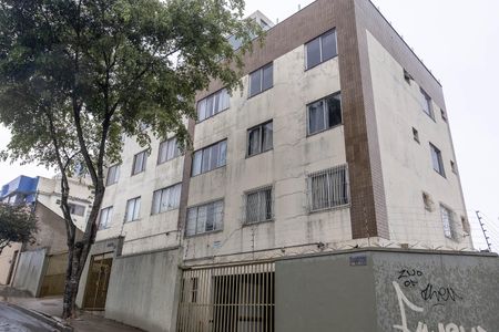 Apartamento à venda com 87m², 3 quartos e 2 vagas Apartamento à venda com 87m², 3 quartos e 2 vagasFachada