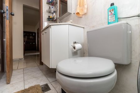 Apartamento à venda com 87m², 3 quartos e 2 vagas Apartamento à venda com 87m², 3 quartos e 2 vagasBanheiro Social