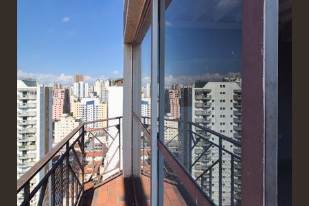 Apartamento para alugar com 78m², 1 quarto e 1 vaga Apartamento para alugar com 78m², 1 quarto e 1 vagaVaranda
