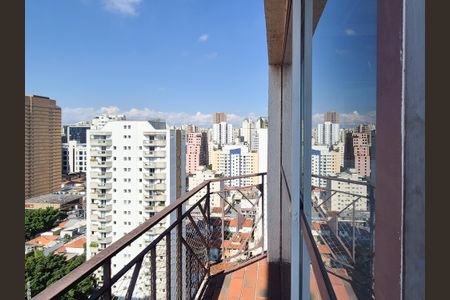 Apartamento para alugar com 78m², 1 quarto e 1 vaga Apartamento para alugar com 78m², 1 quarto e 1 vagaVaranda