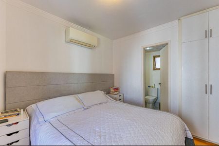 Apartamento à venda com 87m², 3 quartos e 2 vagasQuarto