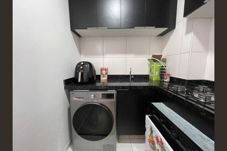 Apartamento à venda com 37m², 2 quartos e sem vagaCozinha e Área de Serviço