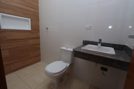 Casa à venda com 100m², 3 quartos e 2 vagasBanheiro Social